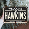 Placa de metal Stranger Things Welcome to Hawkins