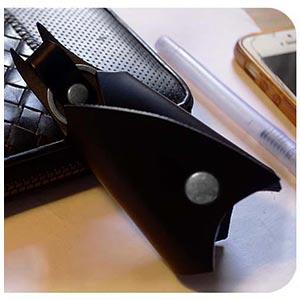 Llavero  Batman de cuero