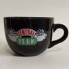 Taza Grande  friends 24 OZ Negra Central Perk