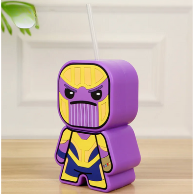 Termo Thanos  para niños