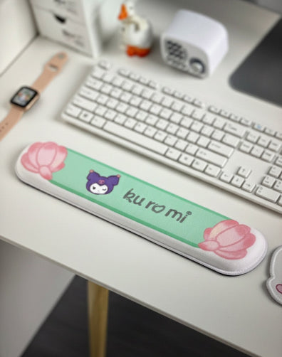 Posamuñecas para Teclado de Kuromi