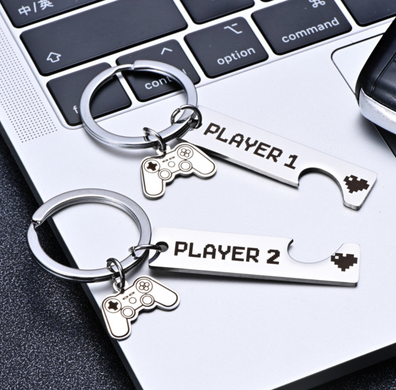 Llaveros Player 1, Player 2