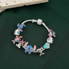 Pulsera de dijes Stitch